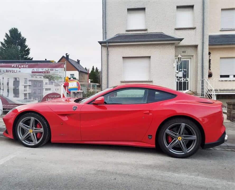 Luxemburg Petange Ferrari Casa Borita