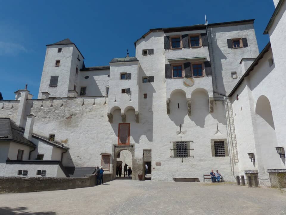 hohensalzburg-fortress-122880_960_720