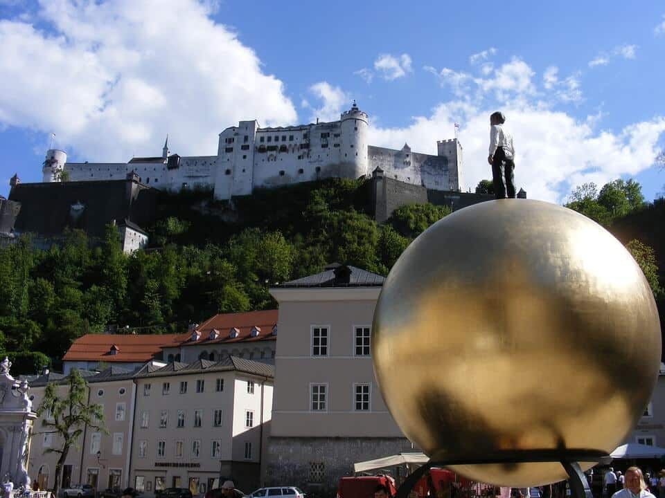 salzburg-89519_960_720