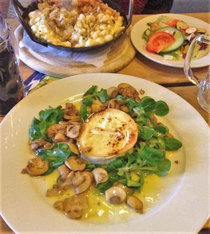 A vegetarian dish at München Biergarten