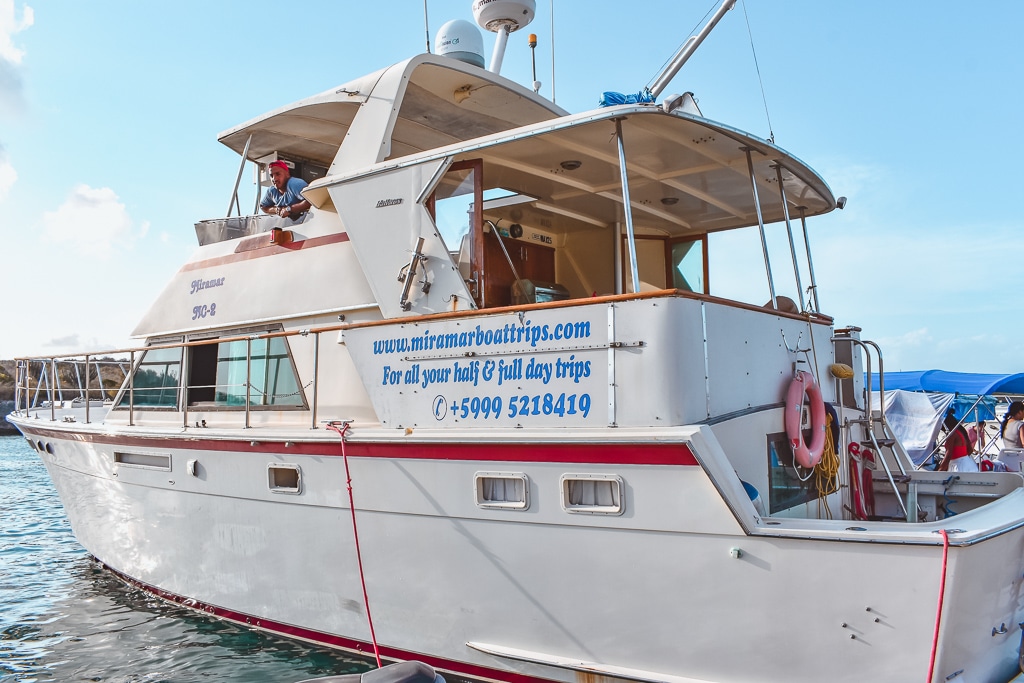 private yacht rental curacao